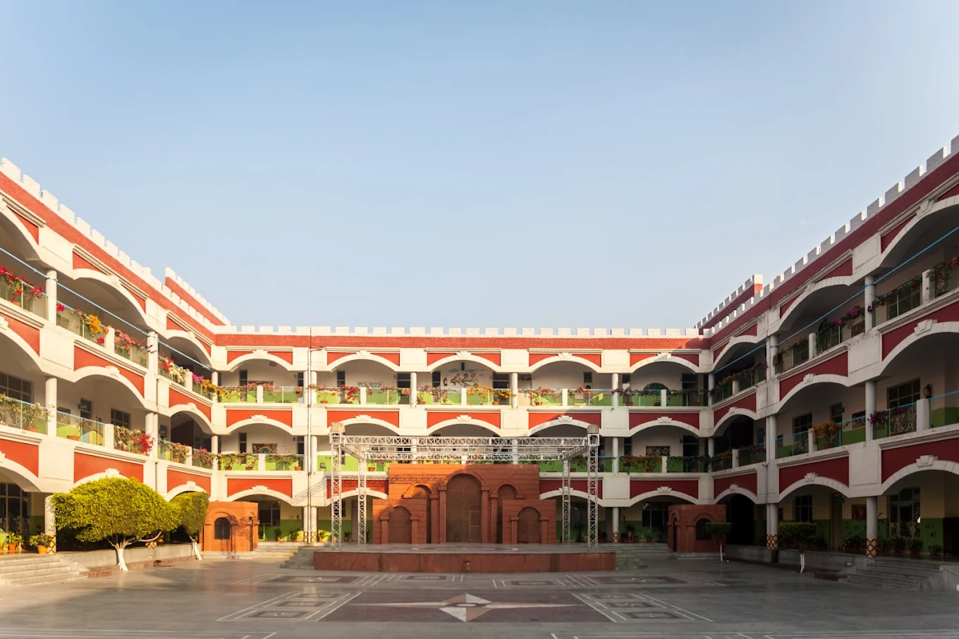 Woodland Overseas School campus building