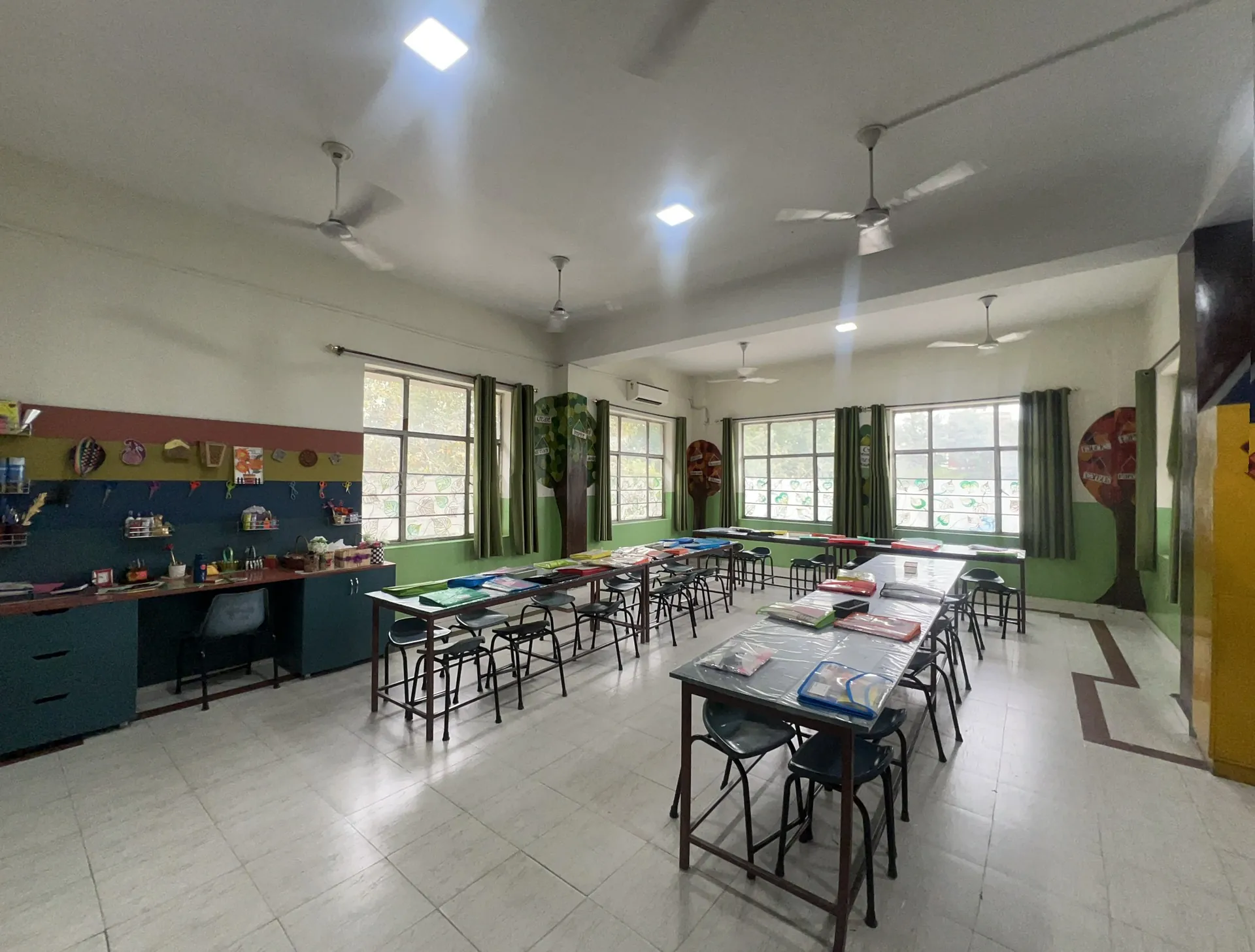 Computer Lab, Science Lab — photo 17